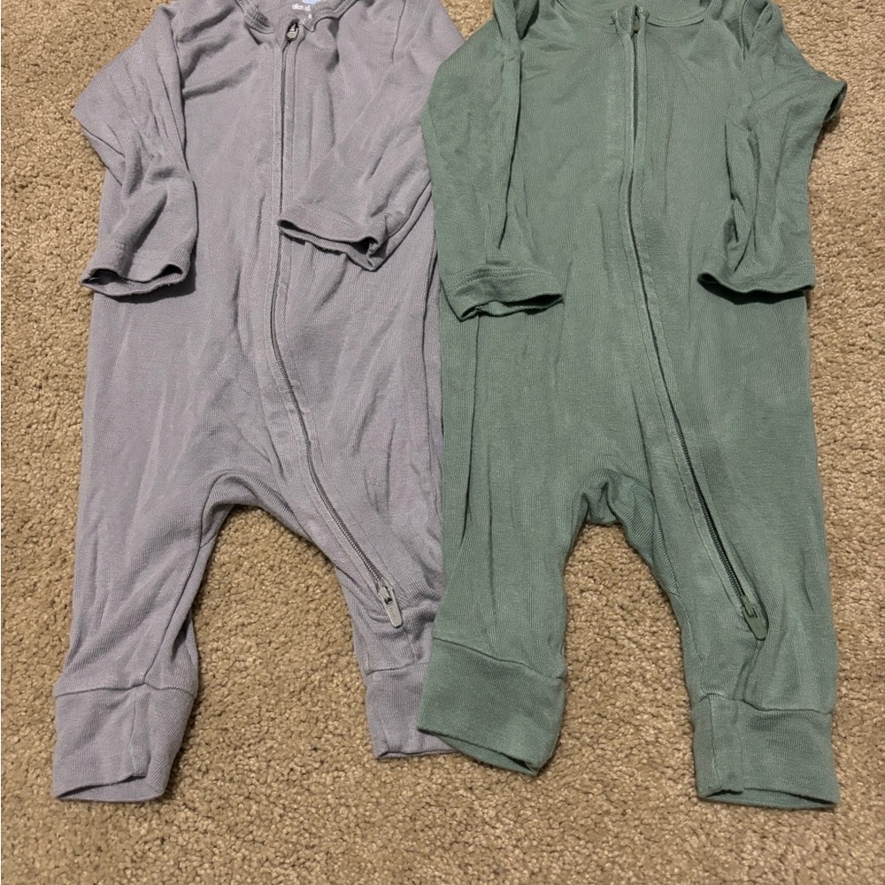 Cloud island 0-3 bamboo rompers